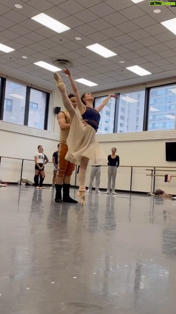 Tiler Peck Instagram - Tonight is opening night of @nycballet’s Winter season! Celebrating with a little sneak 👀 from rehearsal of me dancing Fall In Four Seasons. Which performance will I see you at? 😊 🩰 1/23 🩰 1/26 🩰 1/30 #Ballet #Ballerina #PrimaBallerina #NewYorkCityBallet #NYCB #Winter #Dance #OpeningNight #Rehearsal