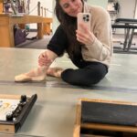 Tiler Peck Instagram – Ever wondered how a ballerina recovers from a foot injury? 
 
Here’s how I am!
 
🤍 Retraining inner thigh to help with the stability 
🤍 Ice massing to bring down inflammation 
🤍 Sleeping with Indian healing clay 
🤍 Slowly working on getting the full range of pointe back
 
#Ballet #Ballerina #Injury #InjuryRecovery #Foot #Dance #FootInjury #recovery