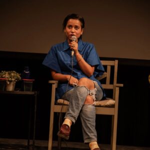 Tillotama Shome Instagram - A retrospective , a remembrance of Irrfan's films @g5afoundation made that much more special by the presence and curiosity of the inimitable @sikdarsutapa 
It was so wonderful to be united with the Qissa family. @wanderingfilmcompany @tiscaofficial @rasikadugal 
@nikkhiladvani sent early morning messages and did not stop until he could rally everyone together.
Moderated by @aseemc22 
The sound of a child playing at the background of Anups home was the bonus.