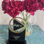 Tillotama Shome Instagram - Thank you @exchange4media and the jury for considering me worthy of the award (Best actor in an anthology) for a film , very close to my heart, my lungs and most importantly my ovaries, The Mirror, Lust stories 2 by my beloved friend @konkona . There is nothing romantic about film making, it's a battle from the get go, but once in a while you become a part of something that is so wickedly delicious that you forget what it took to just get to the shoot. Thank you @netflix_in @ameetdhanwani @ashidua Missed you @amrutasubhash , this is for US. Cheers to female desire in all its complexity and friendship. @neena_gupta chuckled about being a winning Villian . @harshviro for #rocketboys So good to see my once onscreen husband @vjymaurya @sahira.nair svelte in a black saree and @madhoknikhil taking one award after another @theviralfever folks were on a winning spree And just as I was about to leave, I bumped into @monajsingh and we told the universe, we are working together. Came back home to the heavenly scent of blooming peonies.