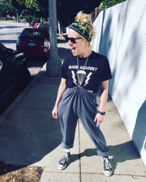 Tina Majorino Instagram - It’s called fashion sweetie, look it up. 💅🏻#tbt #TakeCare #BeWell #ButAlso #YouWereAtMyWeddingDenise