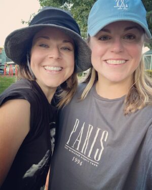 Tina Majorino Instagram - Beautiful walk. Beautiful friend. (Oh, and excellent hat game) 🍓🌕✨