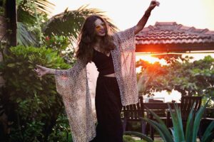 Tithi Raaj Instagram - Sunny Evenings & a Salty Spirit 🧜‍♀️
🌞✨
.
#sun #sea #salt #sand #spirit #sunset #sunshine #serene #beauty #love #beach #bliss #🌞 #✨