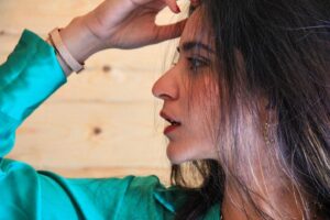 Tithi Raaj Instagram - Not sure what I was saying .. or thinking .. or not saying ? 🤔 can’t remember 💁🏼‍♀️
.
#umm #mood #whatdoyouthink #?
