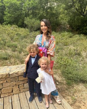 Tiziri Digne Instagram - Wedding time 💍❤️

Un beau week-end de mariage qui s’achève, maintenant direction une nouvelle destination ☀️

#mariage #wedding #family #famille #love