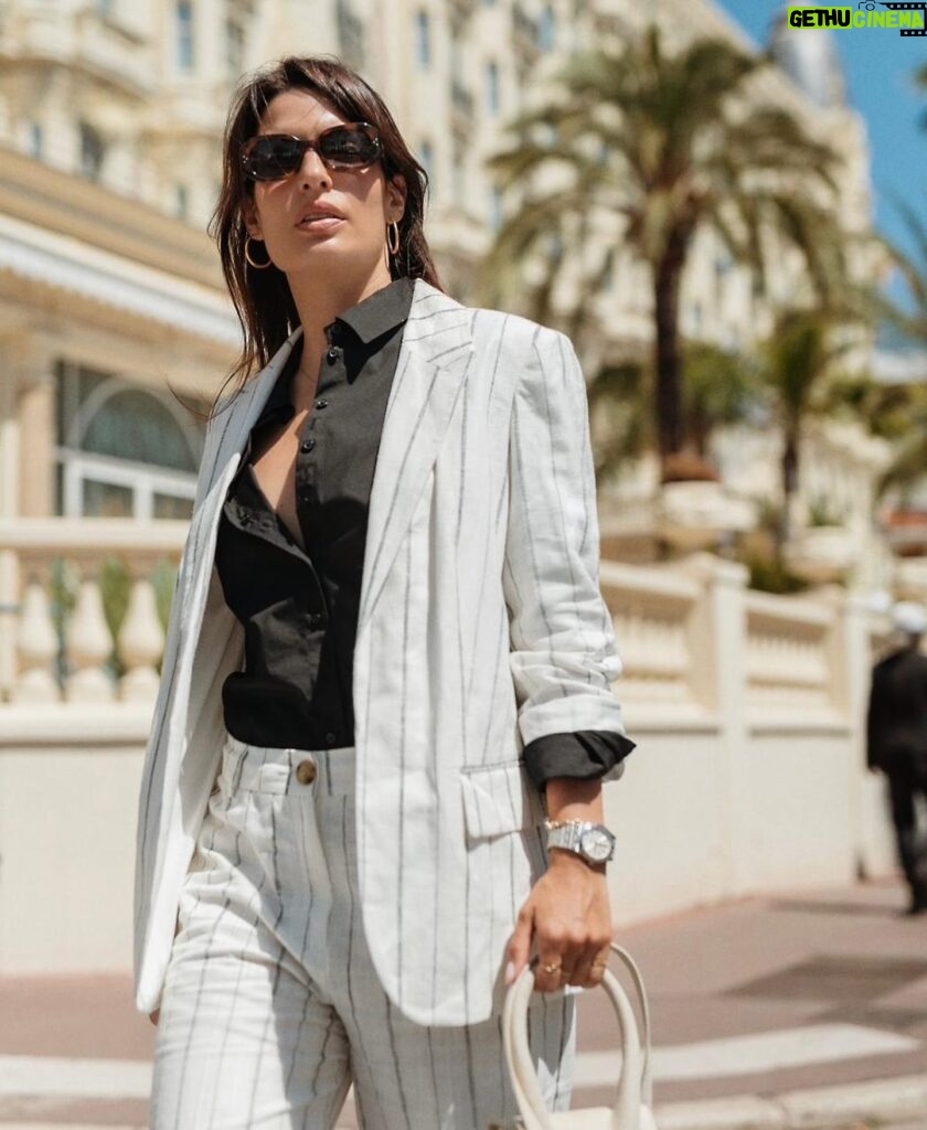 Tonia Sotiropoulou Instagram - Walking on sunshine in @marksandspencergreece 📷 @alexandros_makris_ #marksandspencergreece #marksandspencer #cannes #france #may #ad