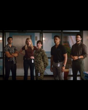 Tori Anderson Instagram - The team is back tonight! 

#NCISHawaii