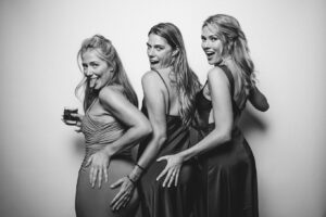Tori Anderson Instagram - The perfect weekend does exist!!!

Jaimie and Bren, forever beaming over your love. 

#BJLoveForever