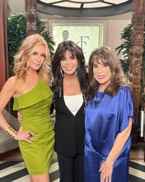 Tracey E. Bregman Instagram - Our 5 episodes on @boldandbeautifulcbs are over and we had the time of our lives. Thank you to our B and B family, to all the cast and crew and production and Brad Bell for having us. “We’re so glad we had this time together” until next time… @katelinderyr @marieosmond @iamthorstenkaye @johntmccook @bbheathertom @katherinekellylang @jennifergareis #soaps #daytime #love #actor #fun