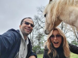 Tracey E. Bregman Instagram - A year and a half ago my friend , @csgrimaldi called me saying that the rescue he was at in Montana was closing down and they needed a place for ‘the boys’ How could I say no? They have been such a wonderful addition to my farm. Everyone here loves to get kisses from them and they are so affectionate and sweet. #adoptdontshop #rescue #rescuehorse #shetlandpony #theboys #malibu #montana