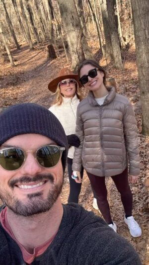 Tracey E. Bregman Instagram - Happy Valentine’s Day everyone!! #love #happiness #family #valentines #amour 😍🥰❤️💘💝💌 My heart is full ❤️❤️