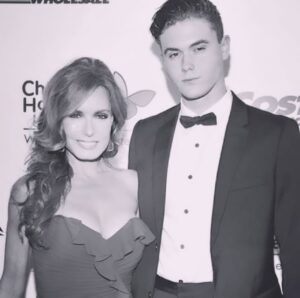 Tracey E. Bregman Instagram - Happy Birthday to my baby boy. @swipertruelove To the little boy who loved to sit in my lap, twirl my hair and watch the world to the amazing man you are today. Love our laughs, language we only understand, to our deep talks over crazy expensive vegan  meals, to always knowing the best thing to order on any menu. Your sweetness and compassion and all our adventures we’ve been on together! You’re the cheese to my mac and the other way around. Happy Happy Birthday! I wish all the wonderful things life has to offer. I love you so mush! Xoxox Momma ❤️