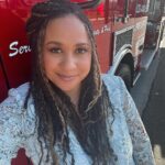 Tracie Thoms Instagram - Guess who’s taking over @911onabc’s IG today?!? That’s right! IT’S MEEEE!!!!! @traciethoms! Get ready for some BTS shenanigans from one-half of your favorite mom duo, #KarenWilson!! I’ll be going live later, but until then, think about whatever you’d like to talk about! This is going to be FUN! 😃🙌🏾🎊