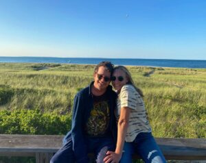 Tracy Pollan Instagram - 7❣️16❣️88 
Favorite place, favorite person, favorite day ❣️