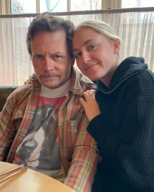 Tracy Pollan Instagram - What do you get when you combine kindness, generosity, hilarity and thoughtfulness? Best dad ever! Thank you @realmikejfox for being all of that and more. Happy Fathers Day all! ❤️❤️❤️