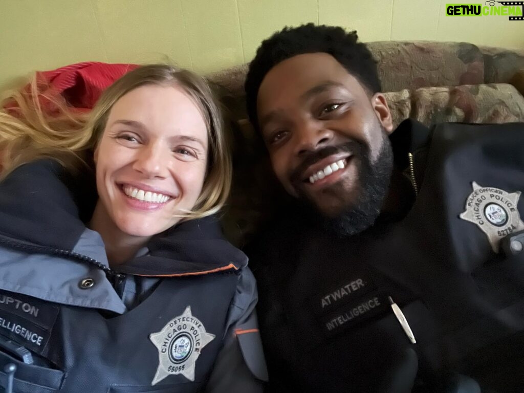 Tracy Spiridakos Instagram - Happy birthday @laroycehawkins 🥳🥳🎂🎉🎊🍾🥳🥳🥳 Enjoy your day!