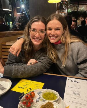 Tracy Spiridakos Instagram - Early birthday celebrations with these beauties 🥳 Thank you @marinasqu for organizing ❤️ and @artinstitutechi for being fabulous as always and @eatatandros for having us! The food was delicious 🇬🇷