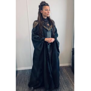 Trieste Kelly Dunn Instagram - 🖤 T R O V E R E 🖤
Kudos to tireless costume designer @bronfmannata . So much imagination and detail in her design of SEE. Walking into these fittings was like a trip to the museum @seeofficial @appletv
