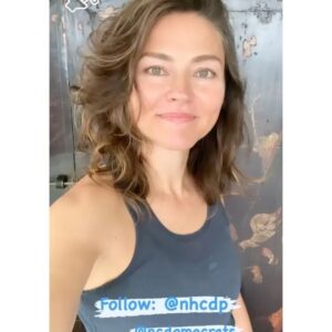 Trieste Kelly Dunn Instagram - Hey NC! With all the changes at USPS it’s important to REQUEST YOUR ABSENTEE BALLOTS NOW and VOTE EARLY. Spread the word and share with grandma! See full Clip in highlights & IGTV #marchtothemailbox @nhcdp @ncdemocrats 
 https://s3.amazonaws.com/dl.ncsbe.gov/Forms/NCAbsenteeBallotRequestForm.pdf 
http://www.newhanoverdems.org #ncvote #ncdems #unc #tarheels