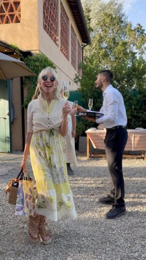 Trudie Styler Instagram - The @farmshoppizzeria reopens this weekend! Join us for farm-fresh delights, indulge in artisanal Tuscan pizzas, and sip on fine @ilpalagiointuscany wines 🍕🍷😎

Reopening 2024: Saturday, 27th of April 

OPENING HOURS:
Wine Bar: 12.00pm - 10.30pm
Pizzeria: 12.30pm - 3.00pm and 5.30pm - 10.00pm

To book your table, call:  39 05519850699 or  39 3316424951

#farmshoppizzeria #winewednesday
