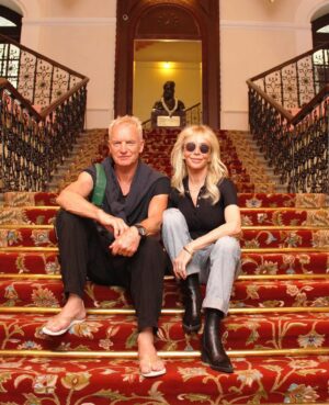 Trudie Styler Instagram - India, you are absolutely stunning! Thank you to @tajmahalmumbai for the most beautiful stay.
