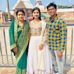 Trupti Mirambika Instagram - Happy 20th Anniversary My Superhero & My Heroine 🌹🎂🎁I love you both forever 🫶❤️🙏