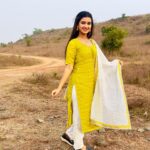 Trupti Mirambika Instagram - 💛🤍💛