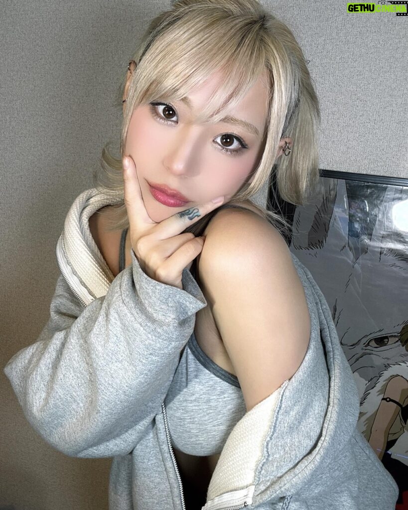 Tsunko Instagram - きゅ💙