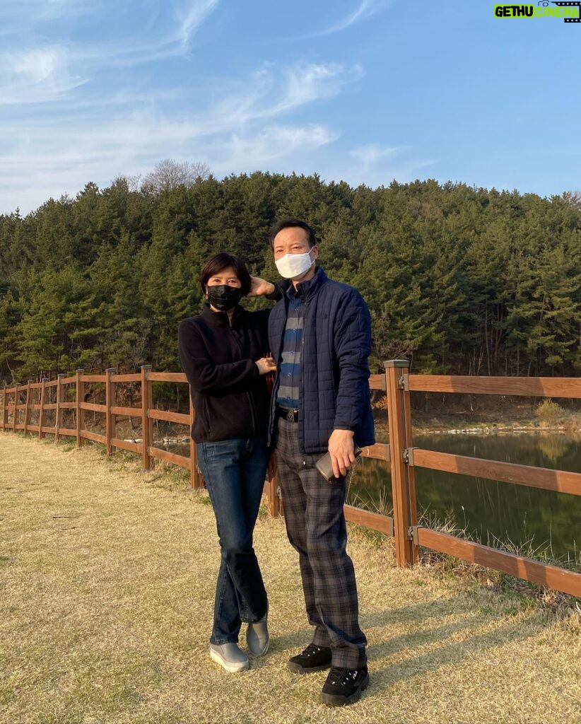Uhm Hyun-kyung Instagram - 즐거운 추석 보내셨나요?🙋🏻‍♀️❤️