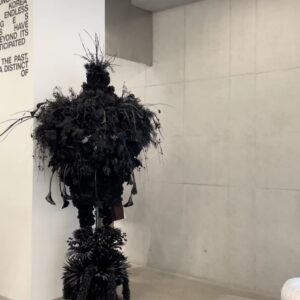 Uhm Hyun-kyung Instagram - 집 밖은 위험한데 말이죠🫢 어서 날이 따뜻해지길 바랍니다 🥰