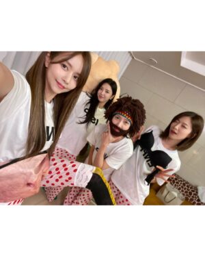 Uhm Hyun-kyung Instagram - 스릉한다 얘두라❤️