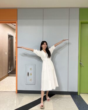 Uhm Hyun-kyung Instagram - 선화룩😇🤟🏻