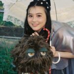 Ui Mihara Instagram - NYLON JAPAN 創刊20周年プロジェクト映画「みーんな、宇宙人」に、 オリーブと出会う寂しがり屋な女の子・ レイ役で出演させて頂きます。 NYLON JAPAN 創刊20周年を記念した作品に出演することができ、とても光栄に思います。 是非、宇賀那監督の世界観にのめり込んでください🪐 #みーんな宇宙人 #モジャ #mojamovie #moja