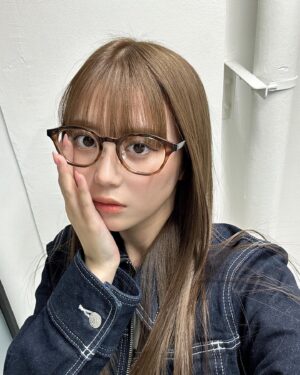 Ui Mihara Instagram - 最近充実してるからか時間経つのがかなり早く感じます、、
みんなもそう？もう1年が終わろうとしているよ怖いね😰