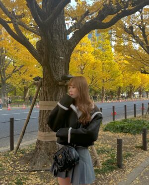 Ui Mihara Instagram - いちょう並木最高だった