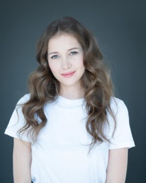 Uliana Donskova Instagram - мои новые 

теперь я в агенстве @gm_production и если понадоблюсь, знайте, что я там 😜♥️ 

какую выберите на главную ? 1.2.3.4.5.6.