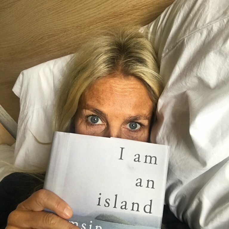 Ulrika Jonsson Instagram - Thought I’d share some BTS pics from the week of bubbling BEFORE we were hooded and taken at the crack of dawn to @sas_whodareswins . That initial week was one of the best of my life. Holed up in the charming @tongadale on Isle of Skye where we were brought food 3 times a day by the best staff, ever. And from which we were allowed to escape for 1 1/2hrs a day to exercise. (The extent of which for me was unbelievable dawn hikes alone and sometimes with another recruit). @oreodubaofficial (my Pudding Pal) and I debated long and hard every day about which pud to have and then photographed them for posterity. @kerrykatona7 (#chillyminge pal) and I would put the world to rights and laugh at how out of breath we were. I devoured @tamsincalidas__kalidasa “I Am An Island” in two short days which was not only an apt, immersive read but stunningly crafted and shockingly raw. I had a week of no responsibilities - away from family and dogs - and only myself on which to rely. First time in my life I’ve done that and I bloody loved it. I was catapulted onto the course with a spare bra; spare pair of knickers and a toothbrush. With only my mind and body to count on. Hadn’t really counted on hypothermia being my downfall. But it was singularly the most profound experience of my life. I set myself three goals: - to not be first out✔️ - to do everything they asked of me ✔️ - to not VW. ✔️ Came home to a cute banner by the Ungratefuls and my ex. Legs black and blue and a missing toe nail. Raasay will forever be in my heart. Endless gratitude to @antmiddleton @billingham22b @stazthrudark @melvyndownes (and his fucking chickens) and the pussycat that is @jason_carl_fox . Thanks, too, to all members of the production team who worked relentlessly to make it happen and ensure no one died…. Scotland. Oh, bonnie Scotland. You unfolded to me your breathtaking beauty. Your harshest but also your very best. The DS took my breath away in an altogether different way - were uncompromising and intense. But it’s what I needed. Weird to think that when I came home, I felt, for quite some time, that I didn’t belong. @channel4 9pm tonight.