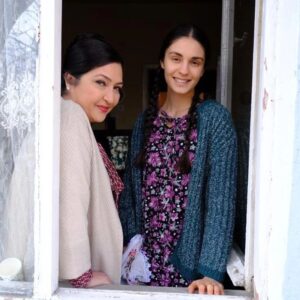 Ulviye Karaca Instagram - Hayatın da bir akışı var💞 çok yüklenmeyin çocuklara.