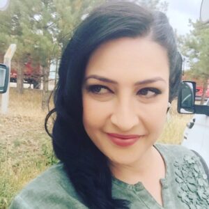 Ulviye Karaca Instagram - Çekimler bitti deseler inanmam💞🌸