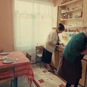 Ulviye Karaca Instagram - Eğitim şart.Bu çağda böyle olmamalı.