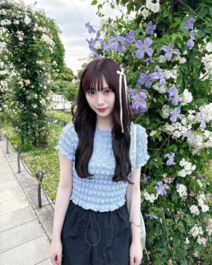 Umeyama Cocona Instagram - おさんぽ〜

#横浜#山下公園#バラ園#お散歩#GU#GUコーデ#私服