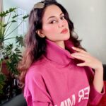 Urvashi Pardeshi Instagram - Best of @myntra ♥️ #collaboration . Today’s gyaan - you can have or be or do, anything that you wish. If you feel stuck somewhere, know that it isn’t forever, you can decide and manifest a completely different life. You are always in control, you can always live a better life. ♥️ Let go, breathe and live. ✨