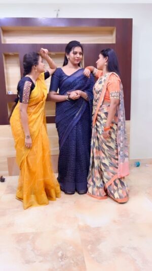 VJ Mounika Instagram - 🤣