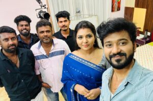 VJ Mounika Instagram - PONI c/o rani serial ❤️ … Yen manasuku rombha pudicha serial,nagitive rolls panitu irrundha na yanalayum positive roll panamudiyum nu prove pana serial.. Swetha va yen roll avalo azhaga irrundhadhadhu adhu na 100% correct ah paniiruke nu nanikire.. Thanks to my directors @sundareshwaran_dir my first call received from u sir  illana kandipa nan indha serial miss paniirupe thank u soo much sir 😇 , sply @s.s.saravanan_thedevilofficial 🙏 .. Song,romance nu avalo azhaga kattiirupangha .. Camara @prithiv_raj_r ungha frames scene ku yethamari lighings vera level ah irrukum… And rombha important ah Serial Dialogues @sukukochappan sir Ultimate sir, andha dialogues le uyir irrukum 🔥 .. My Dubbing voice 🤗 omg perfectly Suits for me-thank you so much dear @akshayapraba 🥰And my new director sir #rajan sir beautiful making …. My co stars ❤️🤗🤗🤗 beautiful souls 💫 and my Technicians 😍❤️ Spl thanks to my @radikaasarathkumar 😍 , Chance kudutha @kalaignartvofficial thank u sooo soooo much 🤗❤️ … Indha serial ku support pana fan pages and Audience pazha kodi NANDRI 🙏🙏🙏🙏