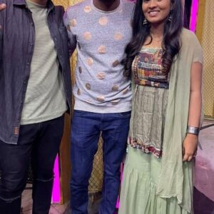 VJ Deepika Lakshmanapandi Instagram - Practice time ☺️
Super singer 9 💕 Dance performance ✨

Intha videovil neengal parpathu dance Aada theriyama aadi tired ana ennaiyum, Navin ' naiyum  @navinvetri.official 

#vjdeepika