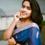 VJ Kalyani Instagram - Reflecting Chennai & its weather💛 Lemme know which one is your fav from the dump🤷‍♀️ ... 📸: @_storiesbyselvin & @selvin_dop ... #nomakeup #rainymrng #chennai #breezy #vjkalyani🎤