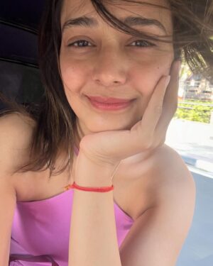 Vaani Sood Instagram - #softgirl 🌸 // Sunlo kya bole saanso ki hulchul 💗 #dump