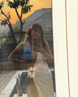 Vaibhavi Joshi Instagram - Body is just a mirror reflecting your inner state of consciousness. 🌟 @prana_eco_villa 

#friday #weekend #nature #bikini #model #actress #fashion #fashionstyle #naturelovers #mirror #reflection #weekend #bikinifitness #fitness #fit #happy #happiness #instagood #instadaily #style #motivation #inspiration #knowthyself #pose #lifestyle #life #vaibhavijoshi #bollywood #tollywood #pollywood #sunset