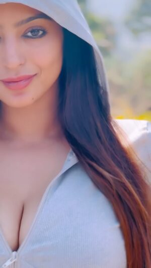 Vaibhavi Joshi Instagram - You’re the eternal nothingness capable becoming everything 💫 

#nature # #winter #reel #reelindia #instadaily #instagram #instagood #instafashion #reellife #naturelover #naturephotography  #instareels #mountains #jungle #forest #animallovers #thursday #healing #selfcare #actress #peace #vaibhavijoshi #sunset #january #model #bollywood #bold #beauty #explore