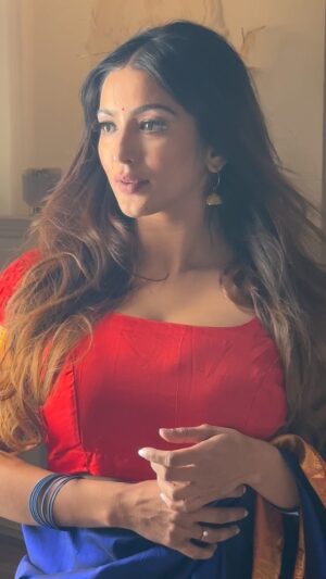 Vaibhavi Joshi Instagram - Just Inhale & exhale deeply! 
And be present with your inhalation and exhalation. 
You’re one with yourself🌹❤️ #friday #shoot #behindscenes #indian #traditional #réel #reelsinstagram #reelsvideo #reel #reelsindia #actress #reelinstagram #instagood #expression #emotions #bollywoodbeauty #bollywood #tollywood #kollywood #vaibhavijoshi #weekend #mood #indianwear #bigeyes #lover #yogini #fitness #reeloftheday #tamilsongs #kollywood